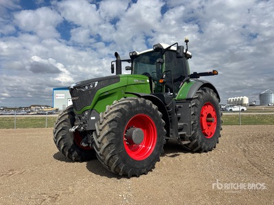 2022 Fendt 1050 Vario 4WD Tractor