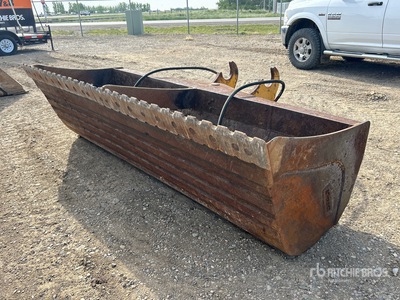 Brandt 120 in 3.8 cyd Q/C Hydraulic Tilting Excavator Bucket