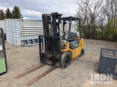 Cat GP25 5000 lb Forklift