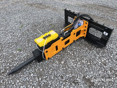 2026 GIYI P680 Martillo Hidraulico para Minicargador ( Sin Usar) / Skid Steer Breaker (Unused)