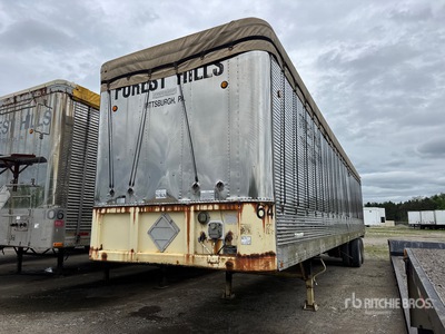1990 Fruehauf JB9-T2-45-102 45 ft x 102 in T/A Open-Top Manual roll over tarp مقطورة نقل بعجلات