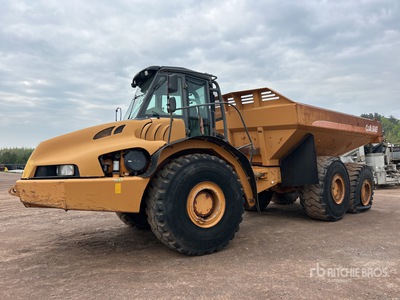 Case 340 Articulated Dump Truck