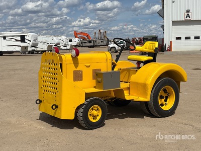 Clarktor CT-46 4x2 Baggage Tractor
