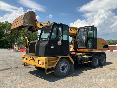 2004 Gradall XL4100 Series II 6x4 Highway Wheeled Excavator
