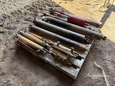 Quantity of Miscellaneous Hydraulic Cylinder