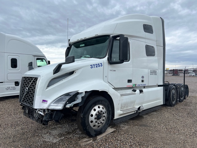 2023 Volvo VNL 6x4 T/A Sleeper Truck Tractor (Inoperable)