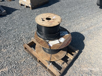 Quantity of (2) Spools of Wire Attrezzatura industriale