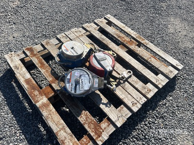Quantity of (3) Self Retracting Lanyards Attrezzatura industriale