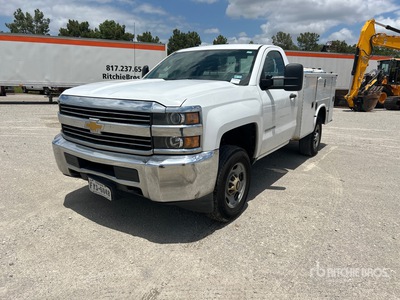 2015 Chevrolet Silverado 2500HD 4x2 ユーティリティトラック