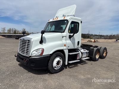 2012 Freightliner Cascadia 125 6x4 T/A Day Cab Truck Tractor