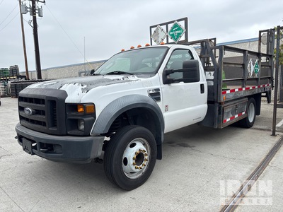 2008 Ford F-550 Super Duty 4x2 Flatbed Truck
