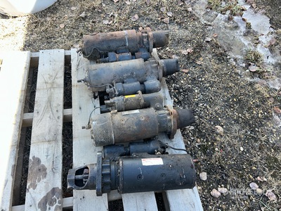 Quantity of Cat 24V Starters