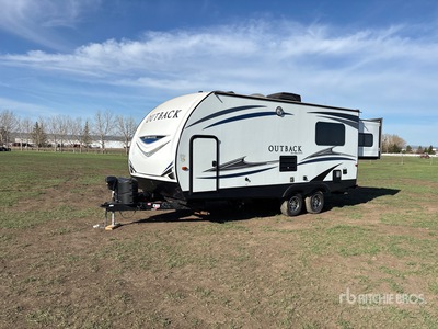 2018 Keystone Outback 19 ft 4 in T/A Travel Trailer