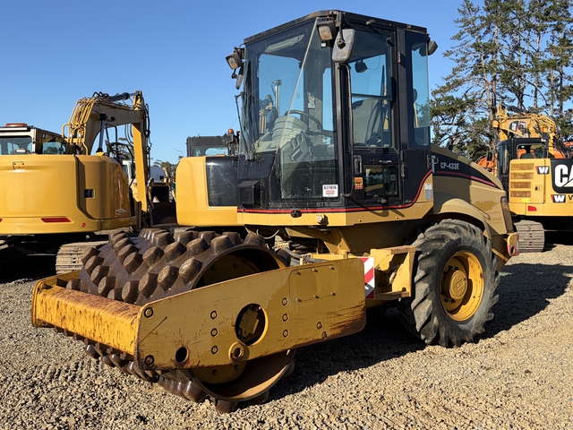 2006 Cat CP-433E Padfoot Drum Compactor