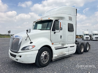 2014 International ProStar 6x4 Tractocamion con Dormitorio / T/A Sleeper Truck Tractor