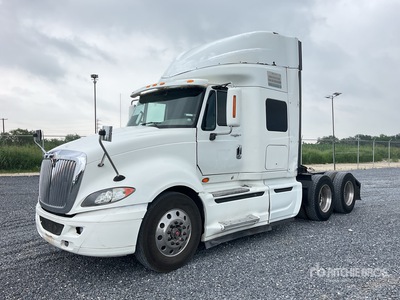 2014 International ProStar 6x4 Tractocamion con Dormitorio / T/A Sleeper Truck Tractor