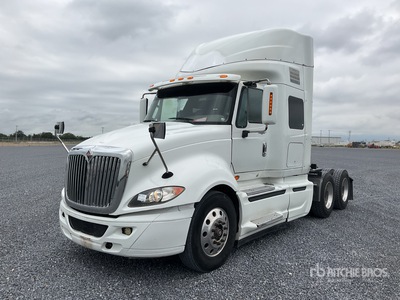 2014 International ProStar 6x4 Tractocamion con Dormitorio / T/A Sleeper Truck Tractor
