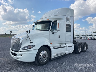 2015 International ProStar 6x4 Tractocamion con Dormitorio / T/A Sleeper Truck Tractor