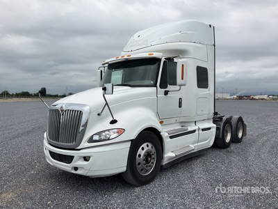 2015 International ProStar 6x4 Tractocamion con Dormitorio / T/A Sleeper Truck Tractor