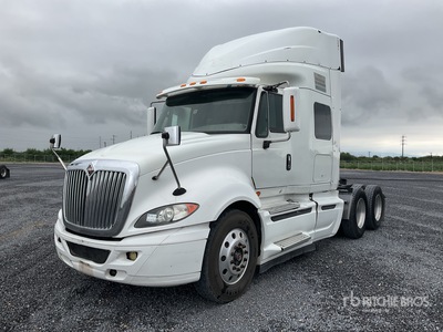 2015 International ProStar 6x4 Tractocamion con Dormitorio / T/A Sleeper Truck Tractor