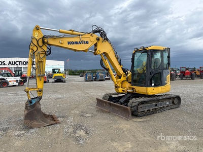2011 Komatsu PC88MR حفارة بجنزير
