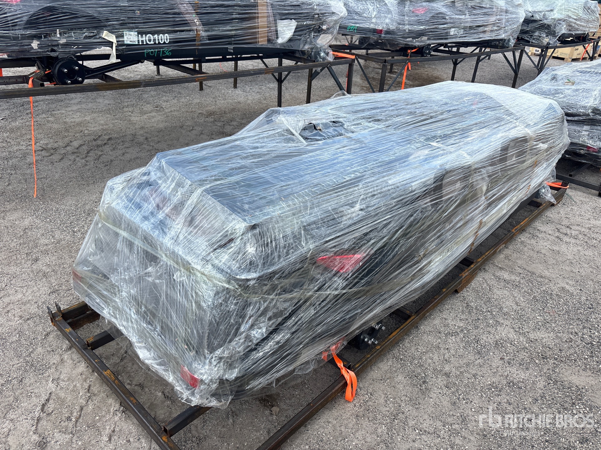 2026 Electric Six-Seater Golf Cart (Unused)