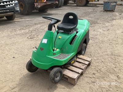2002 Sabre F72 Hydro 4x2 Ride-On Lawn Mower