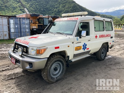 2014 Toyota Land Cruiser 4x4 Ambulance