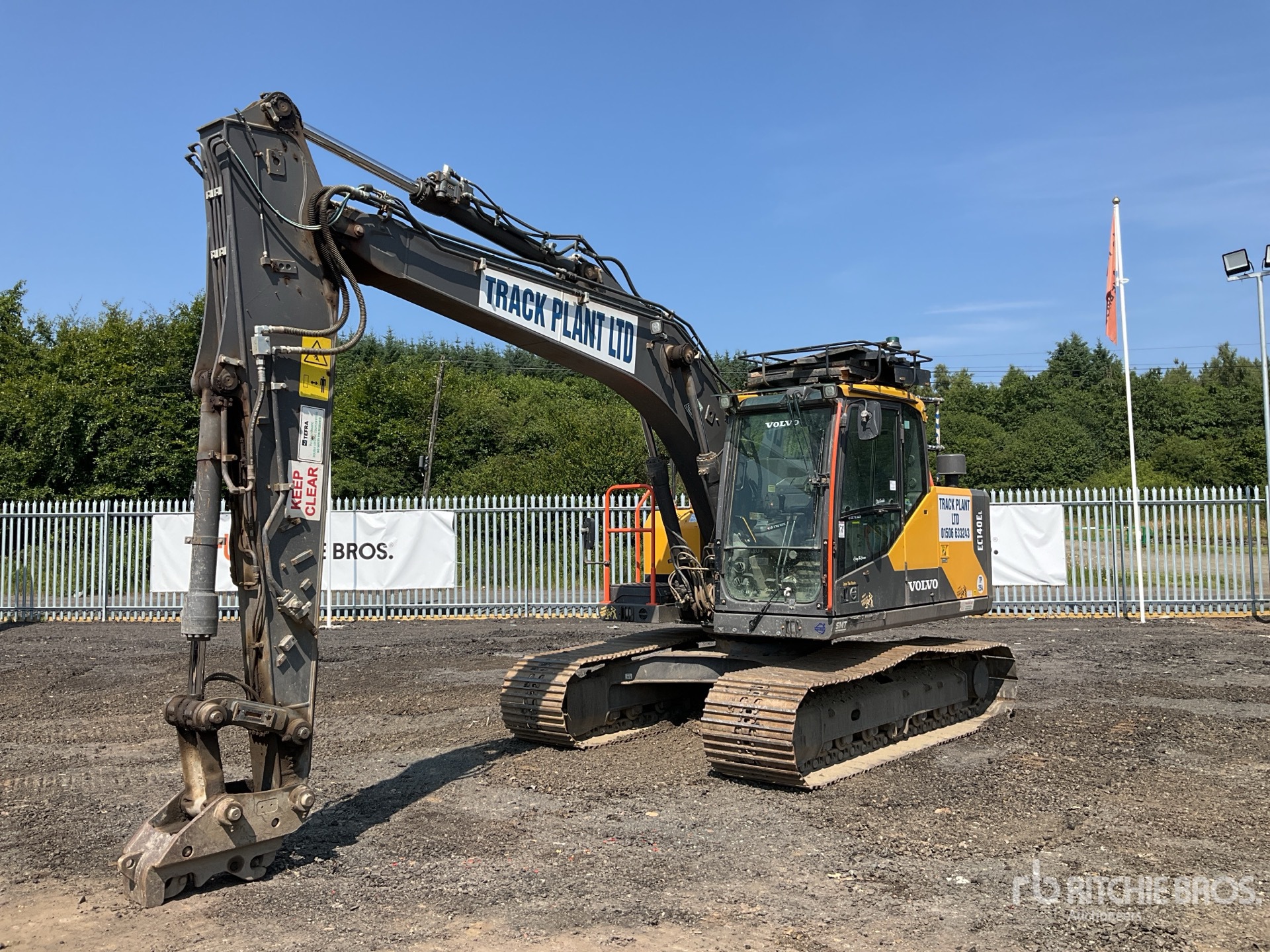 2022 Volvo EC140EL Tracked Excavator