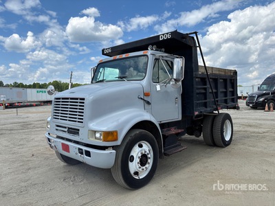 1999 International 8100 4x2 S/A-kiepwagen