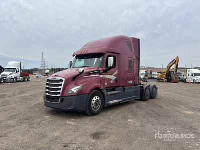 2019 Freightliner Cascadia 126 6x4 T/A Sleeper Truck Tractor