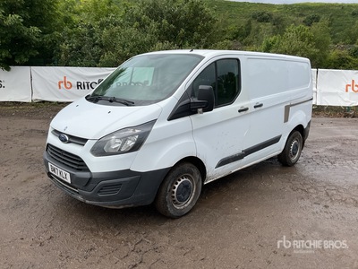 2017 Ford Transit Custom Cargo Van