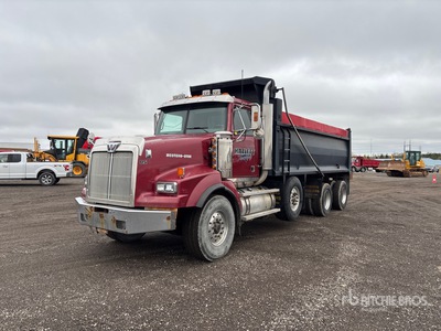 2005 Western Star 4900 8x4 Tri/A Dump Truck