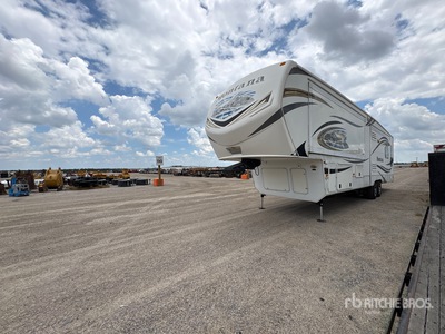 2013 Keystone Montana 40 ft T/A Travel Trailer