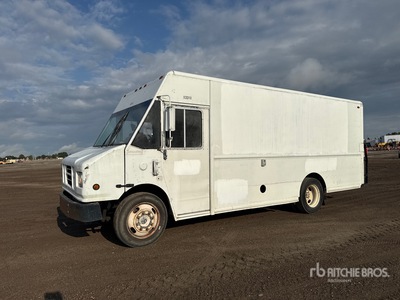 2005 Freightliner MT45 4x2 Furgone per consegne