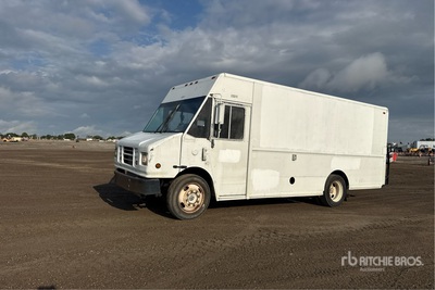 2005 Freightliner MT45 4x2 Step Van