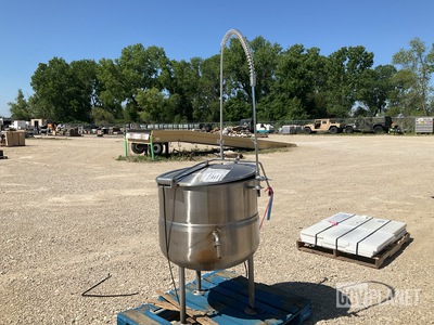 Crown DL-60 Stationary Steam Kettle