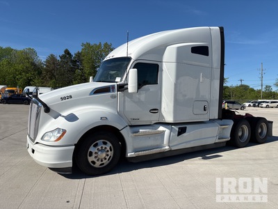 2020 Kenworth T680 6x4 T/A Sleeper Truck Tractor