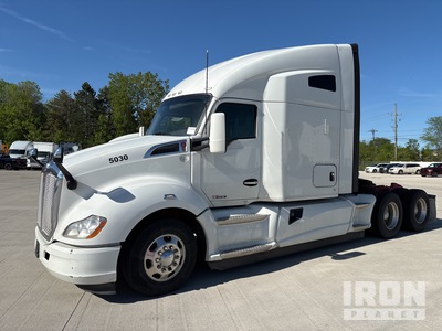 2020 Kenworth T680 6x4 T/A Sleeper Truck Tractor