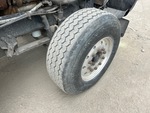 Underbody with Right Steer Tire