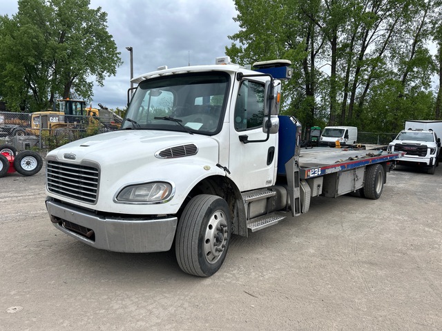 2017 Freightliner M2 106 4x2 Rollback Truck