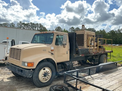 1996 International 4900 Flatbed Dump Truck (Inoperable)