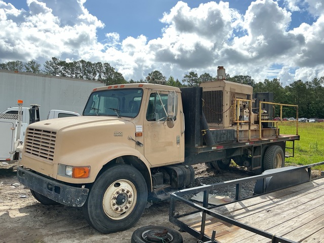 1996 International 4900 Flatbed Truck w/Jetstream Water Blaster (Inoperable) 1996 International 4900 Flatbed Truck w/Jetstream Water Blaster (Inoperable)