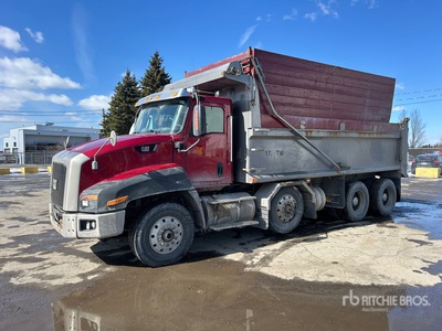 2013 Cat CT660 8x4 Tri/A Dump Truck