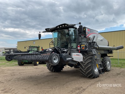 2017 AGCO Gleaner S96 4x4 Combine Harvester