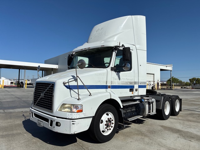2012 Volvo VNM 6x4 T/A Day Cab Truck Tractor 2012 Volvo VNM 6x4 T/A Day Cab Truck Tractor