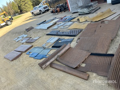 Quantity of Truck Upholstery Parti varie