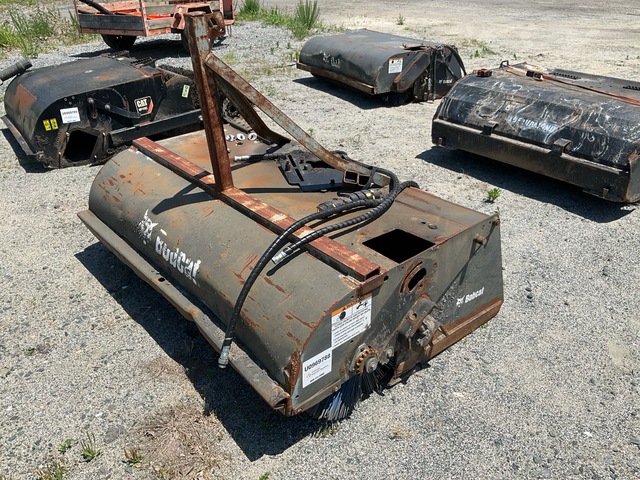 Bobcat 72 in Skid Steer Broom (Inoperable)