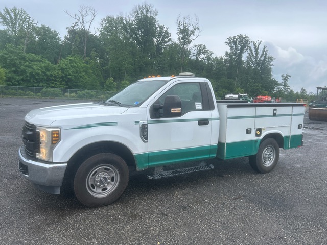 2019 Ford F-250 XL 4x2 Utility Truck 2019 Ford F-250 XL 4x2 Utility Truck