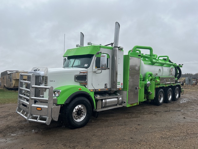 2014 Rebel on 2015 Freightliner 122SD 8x6 Sleeper Combination Vacuum Excavator Truck